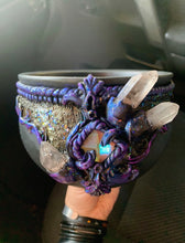 Load image into Gallery viewer, Darkling Crystal Cauldron