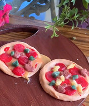 Load image into Gallery viewer, Pizza wax melt