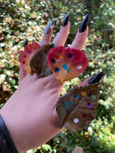 Load image into Gallery viewer, Paint pallet ring (leaf/rose/