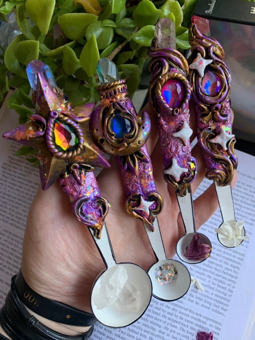 Celestial Kitchen witch crystal measuring spoon set