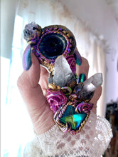 Load image into Gallery viewer, Crystal Pipe (mystic rose theme)
